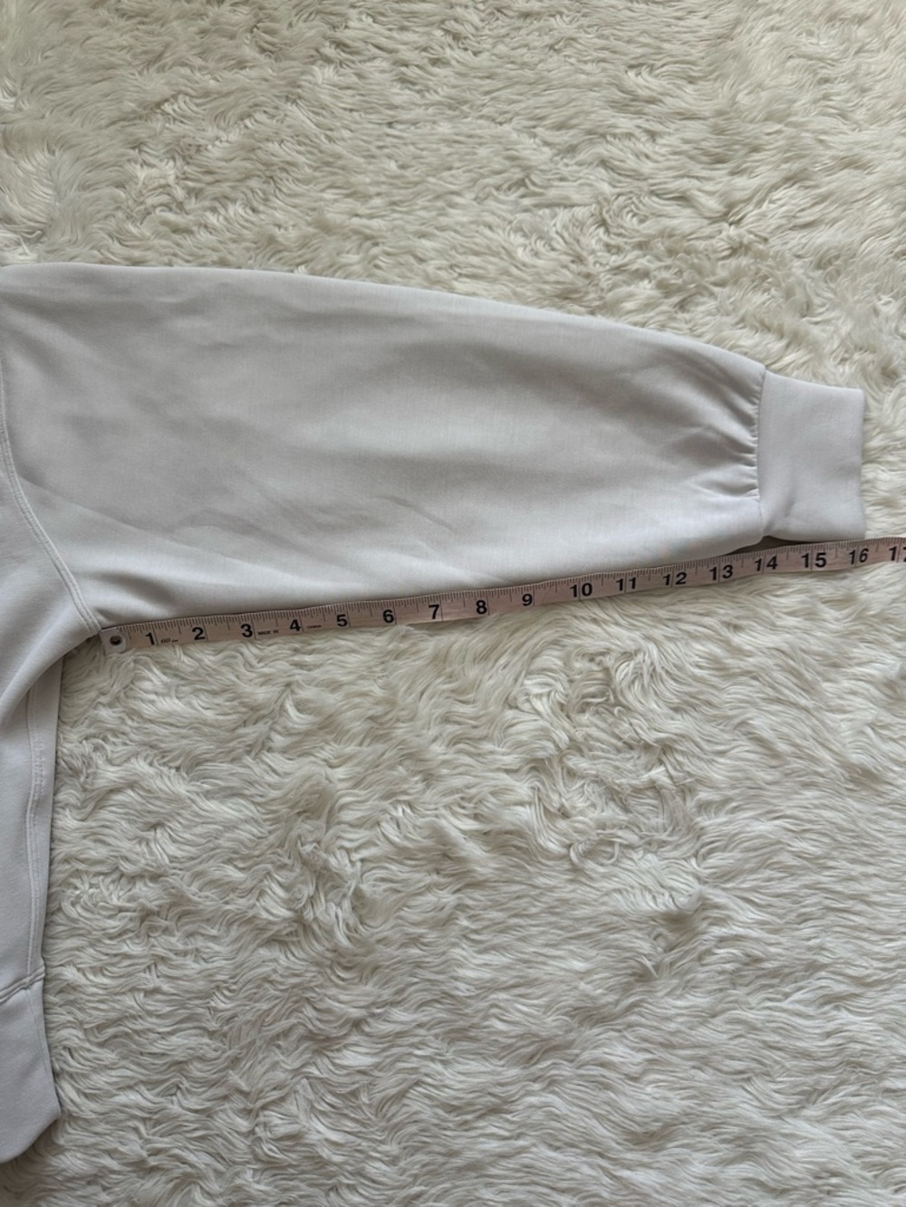 Lululemon Sweatshirt Softstreme Perfectly Oversized Cropped Crew Pullover Sz 8 - Picture 11 of 12